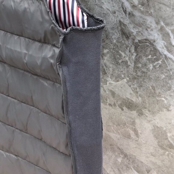 THOM BROWNE Vest - Picture 6 of 8